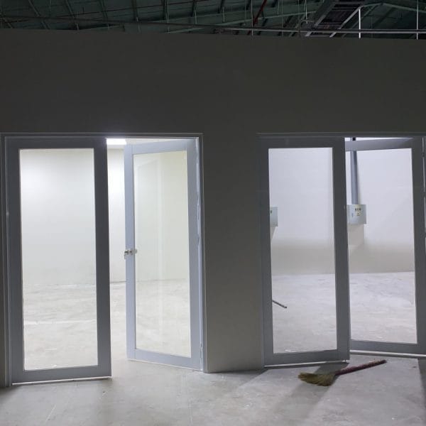cửa nhôm kính thường 46 cửa đi nhôm kính thường