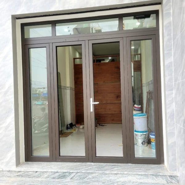 cửa kính cường lực khung nhôm